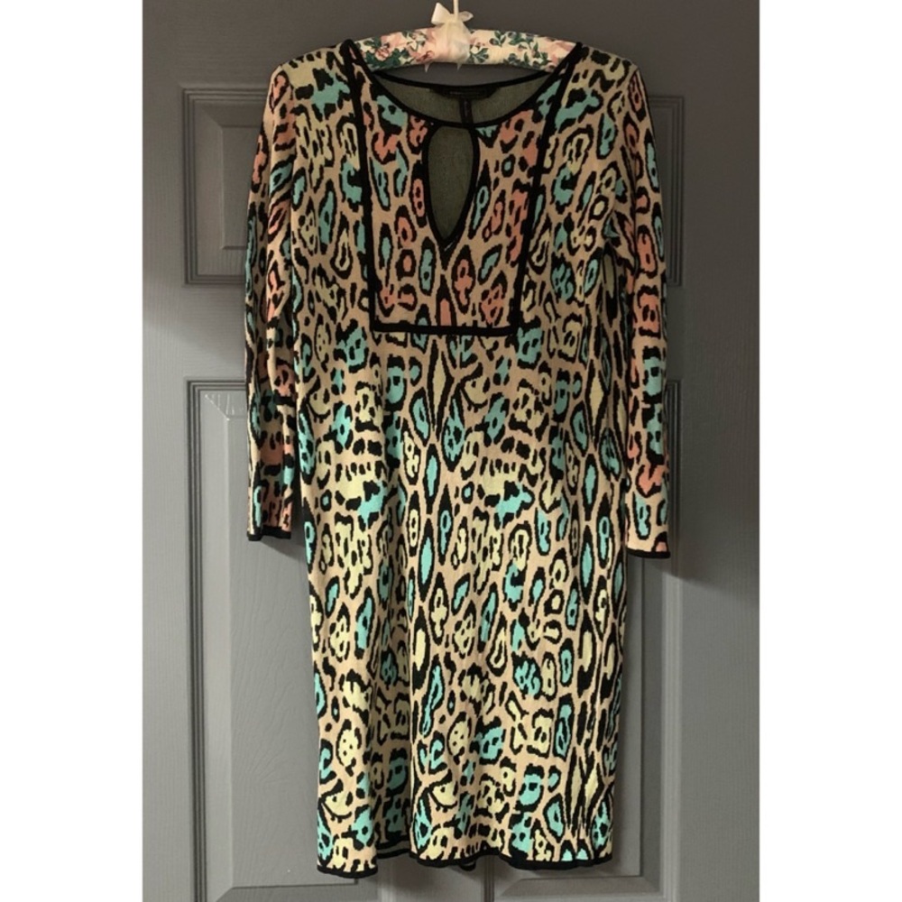 BCBGMaxAzria “Philippe” Leopard Print Keyhole Dress Size Medium - Picture 2 of 5